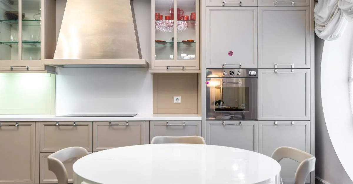 découvrez la fiabilité en cuisine avec des équipements durables et performants pour un usage quotidien sans souci.