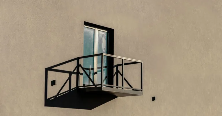 découvrez des idées et conseils pour aménager et décorer votre balcon, créer un espace extérieur agréable et optimiser votre petit espace en plein air.