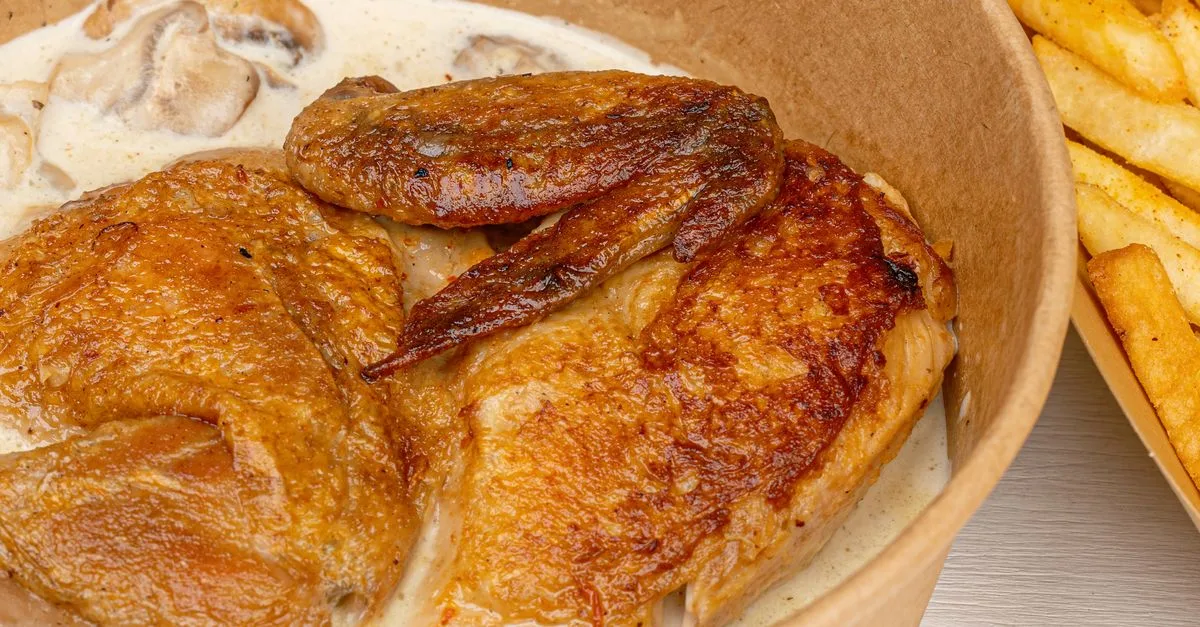 découvrez une sauce crémeuse aux champignons, savoureuse et facile à préparer, idéale pour accompagner pâtes, viandes et légumes.